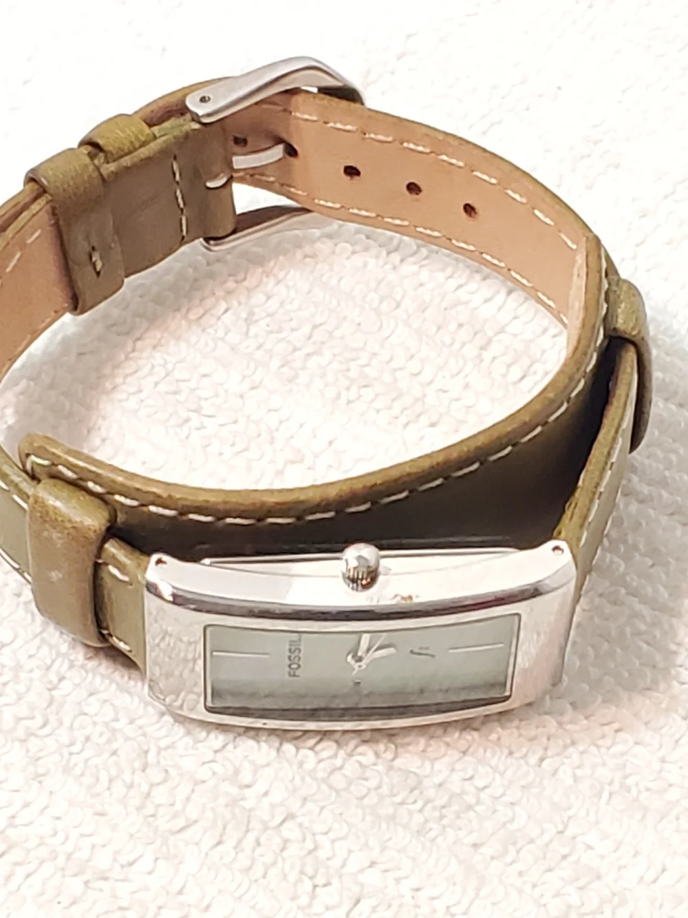 Fossil Women's Vintage Quartz Watch One Jewel Mother Pearl Dial Green Leather
